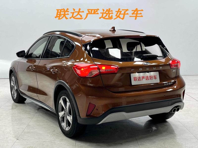 Ford Active - фото 3