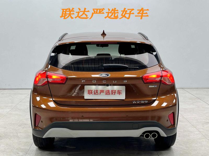 Ford Active - фото 4