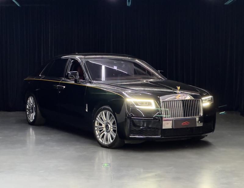 Rolls-Royce Ghost - фото 2