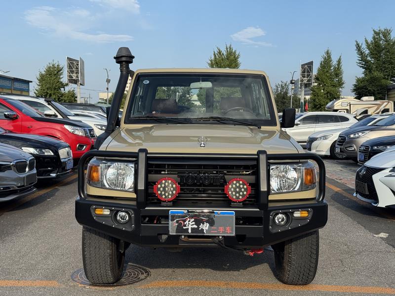 Toyota 70 - фото 1