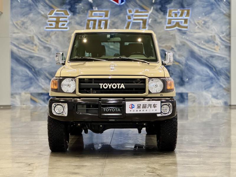Toyota 70 - фото 1