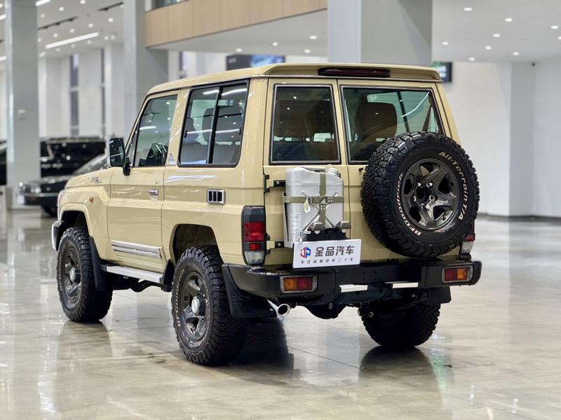 Toyota 70 - фото 3