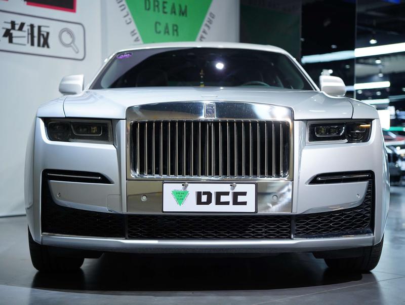 Rolls-Royce Ghost - фото 1
