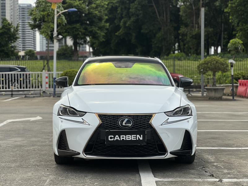 Lexus IS - фото 1