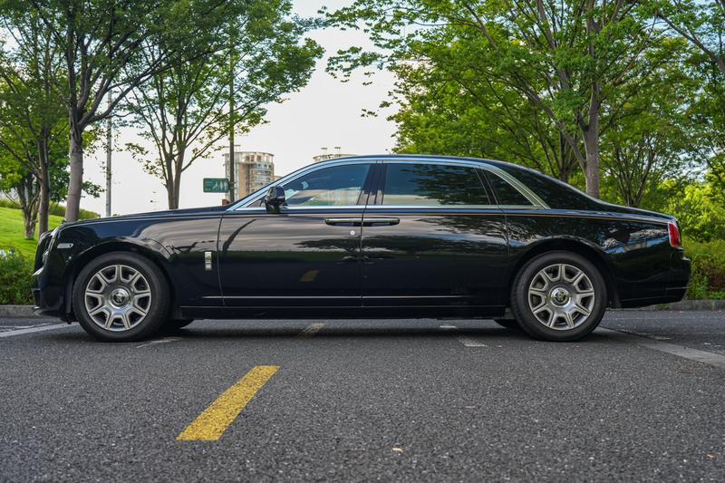 Rolls-Royce Ghost - фото 3
