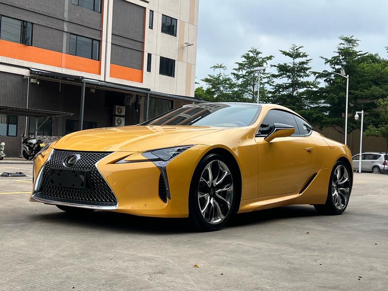 Lexus LC - фото 0