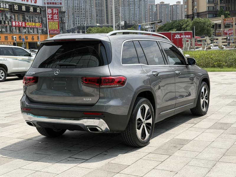 Mercedes-Benz GLB - фото 4