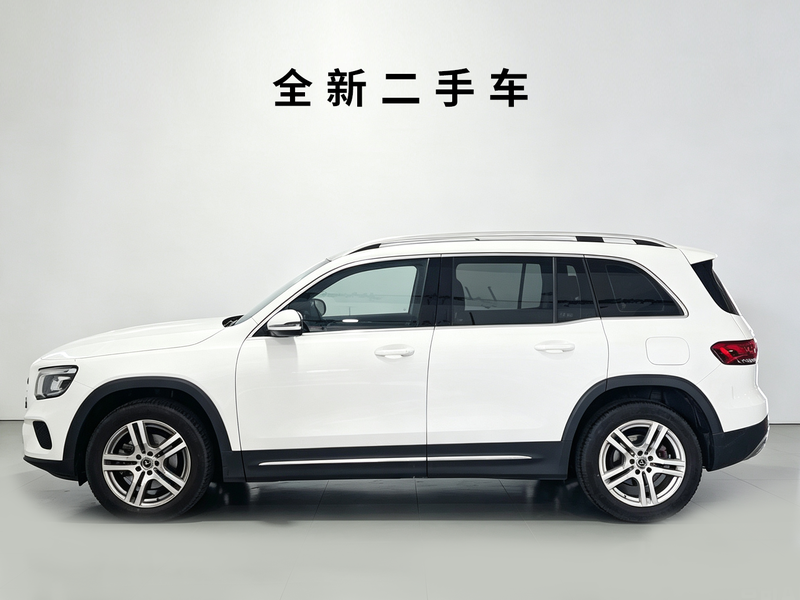 Mercedes-Benz GLB - фото 2