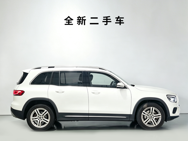 Mercedes-Benz GLB - фото 4