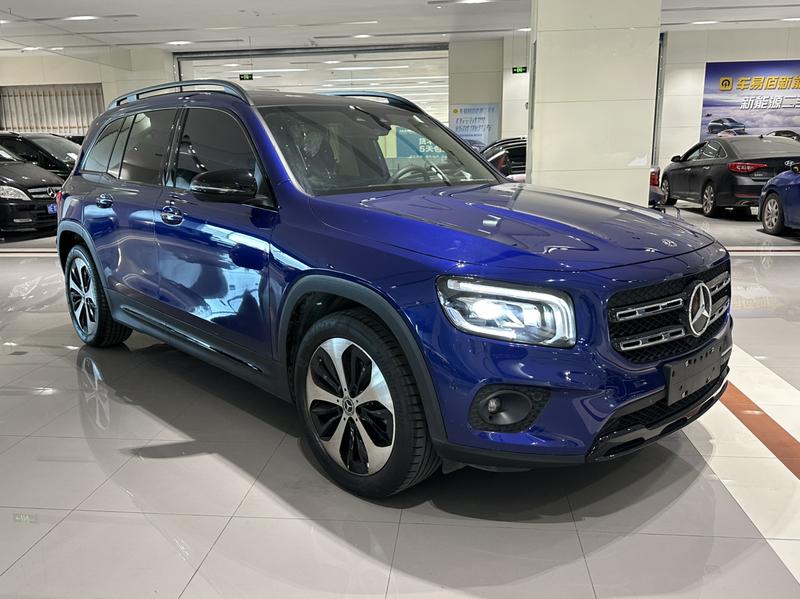 Mercedes-Benz GLB - фото 2