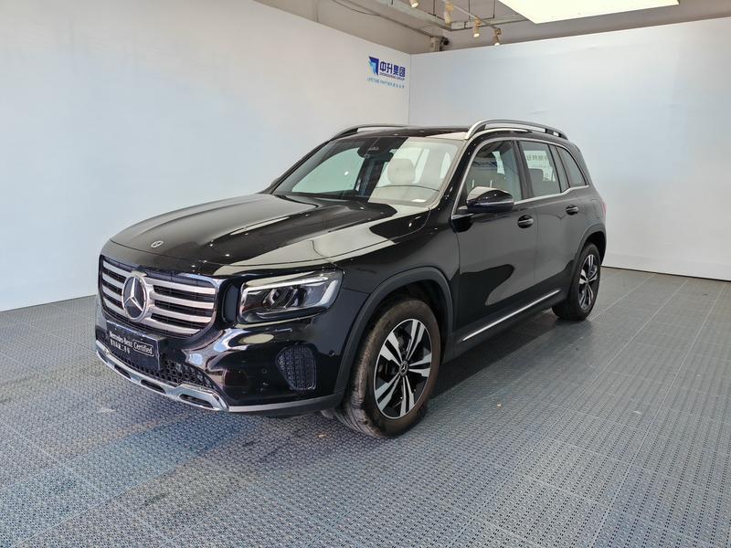 Mercedes-Benz GLB - фото 0