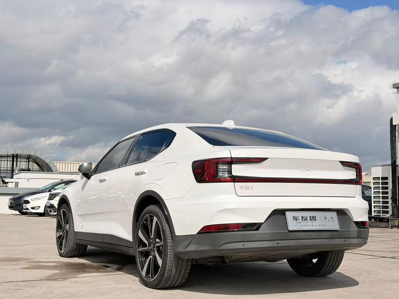 Polestar 2 - фото 3