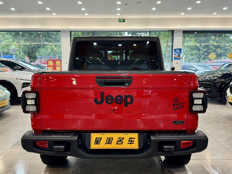Jeep Gladiator - фото 4