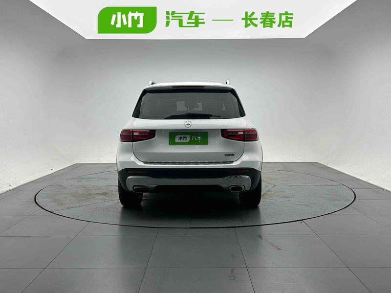 Mercedes-Benz GLB - фото 3