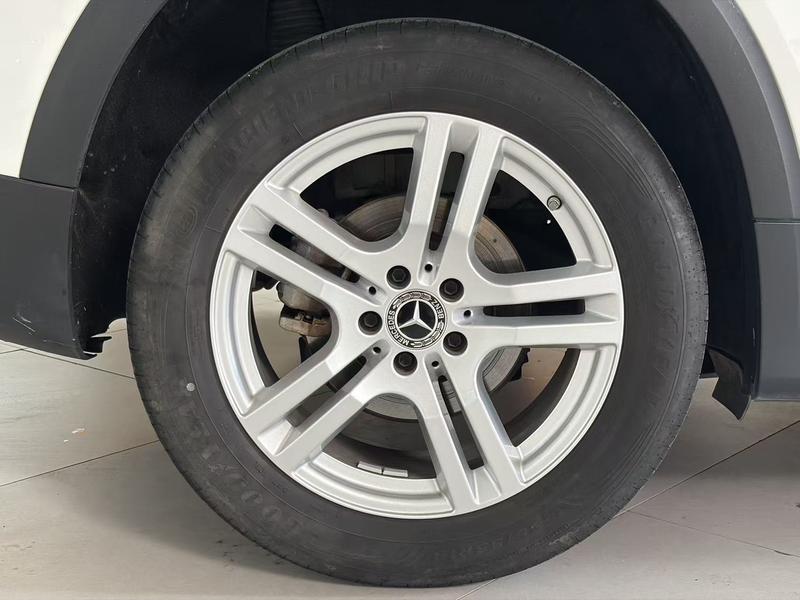 Mercedes-Benz GLB - фото 4