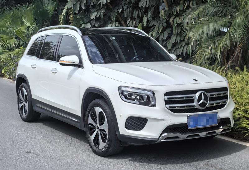 Mercedes-Benz GLB - фото 2