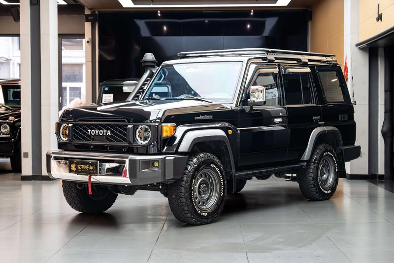 Toyota 70 - фото 0