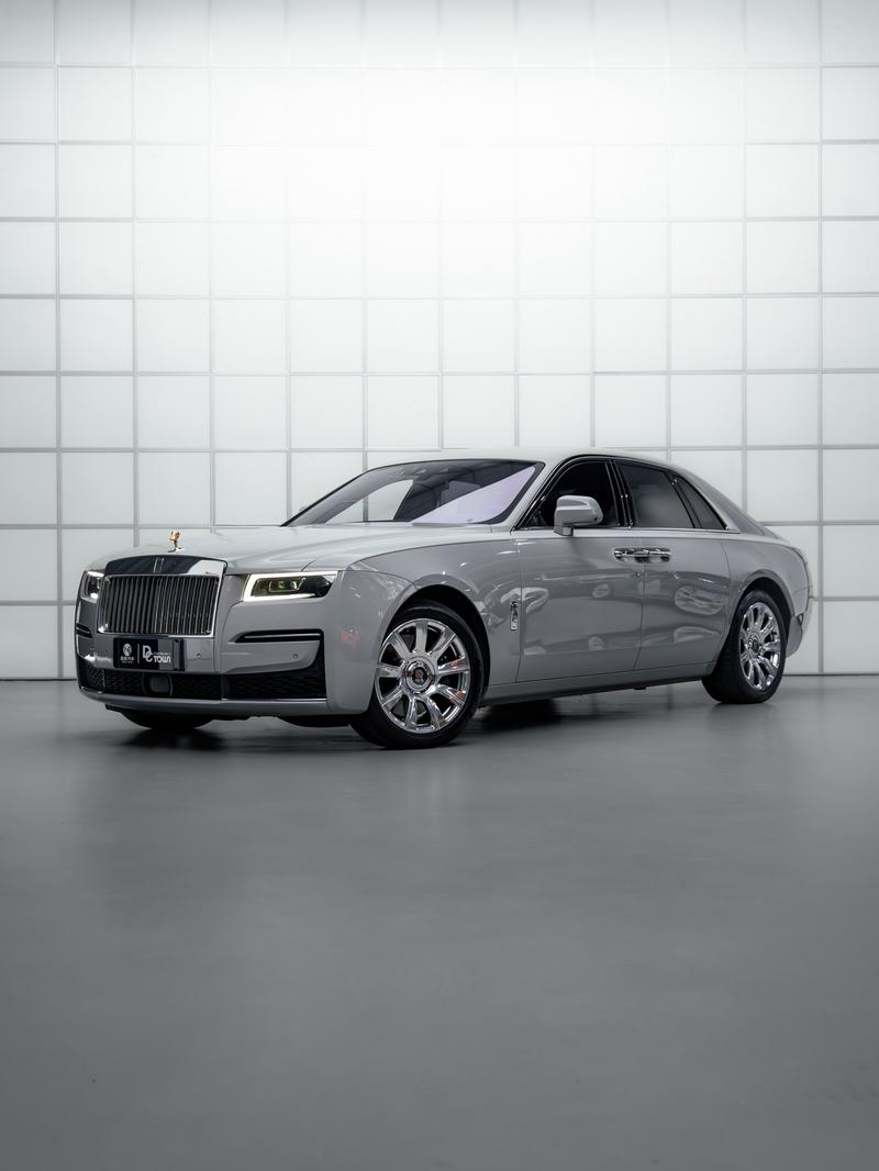 Rolls-Royce Ghost - фото 0