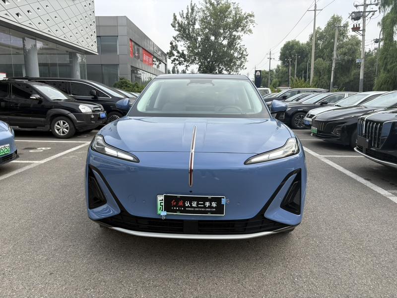 Hongqi 06 - фото 1