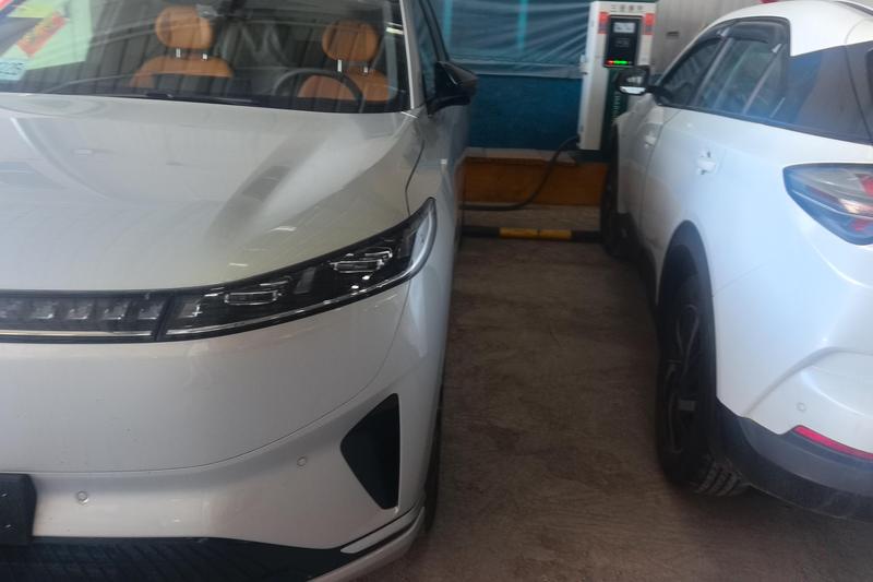 Dongfeng eπ 008 - фото 3