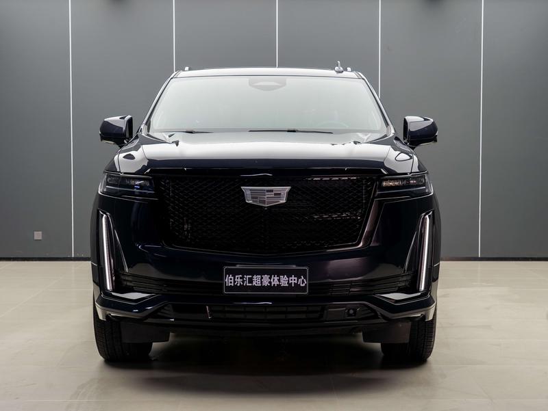 Cadillac ESCALADE - фото 1