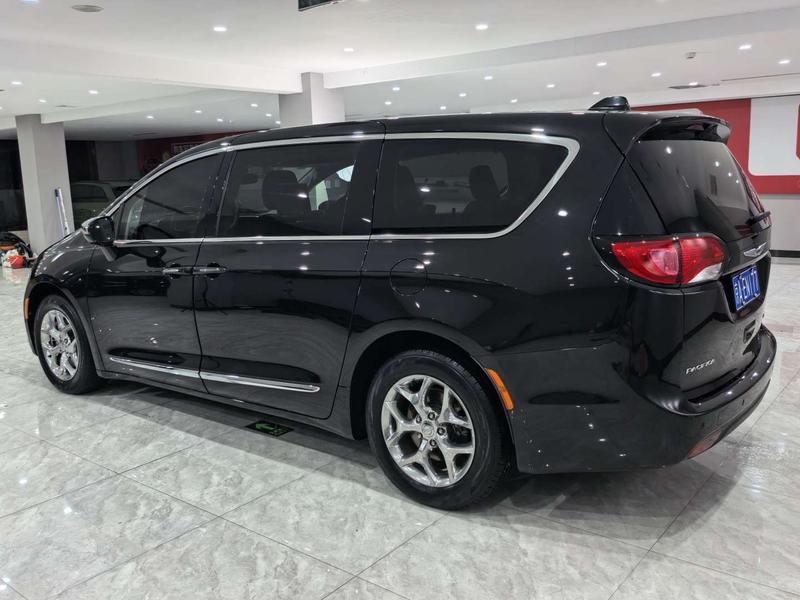 Chrysler Grand Voyager (Import) - фото 4