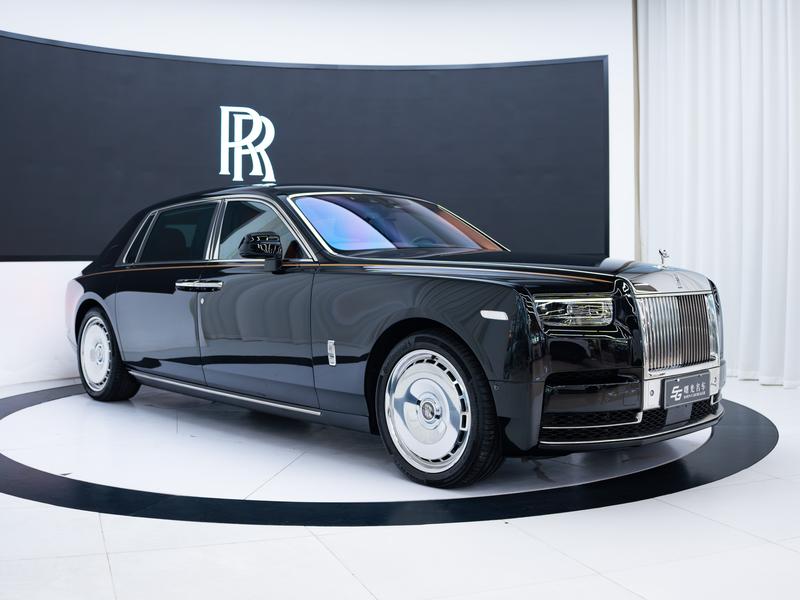 Rolls-Royce Phantom - фото 2