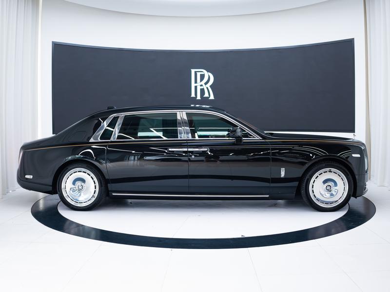 Rolls-Royce Phantom - фото 3