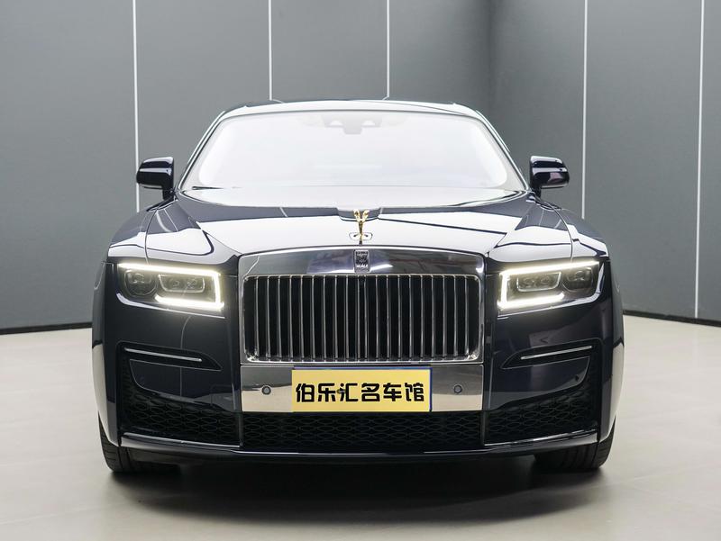 Rolls-Royce Ghost - фото 1