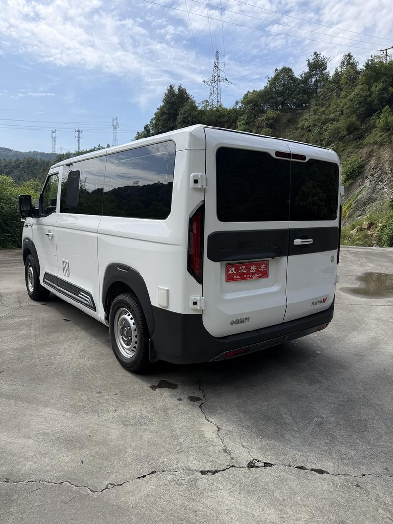Sinotruk V - фото 3