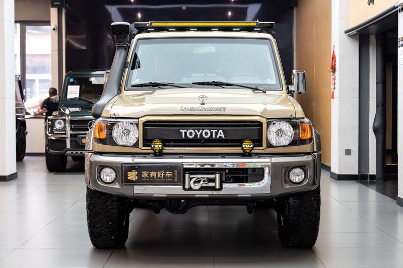 Toyota 70 - фото 1