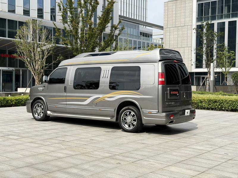 GMC SAVANA - фото 4