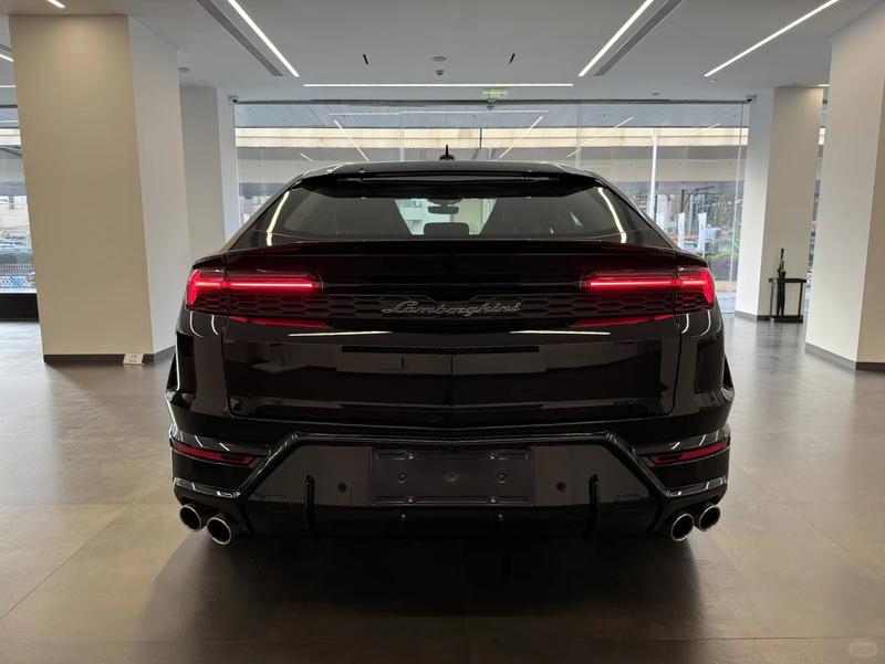 Lamborghini Urus SE - фото 4