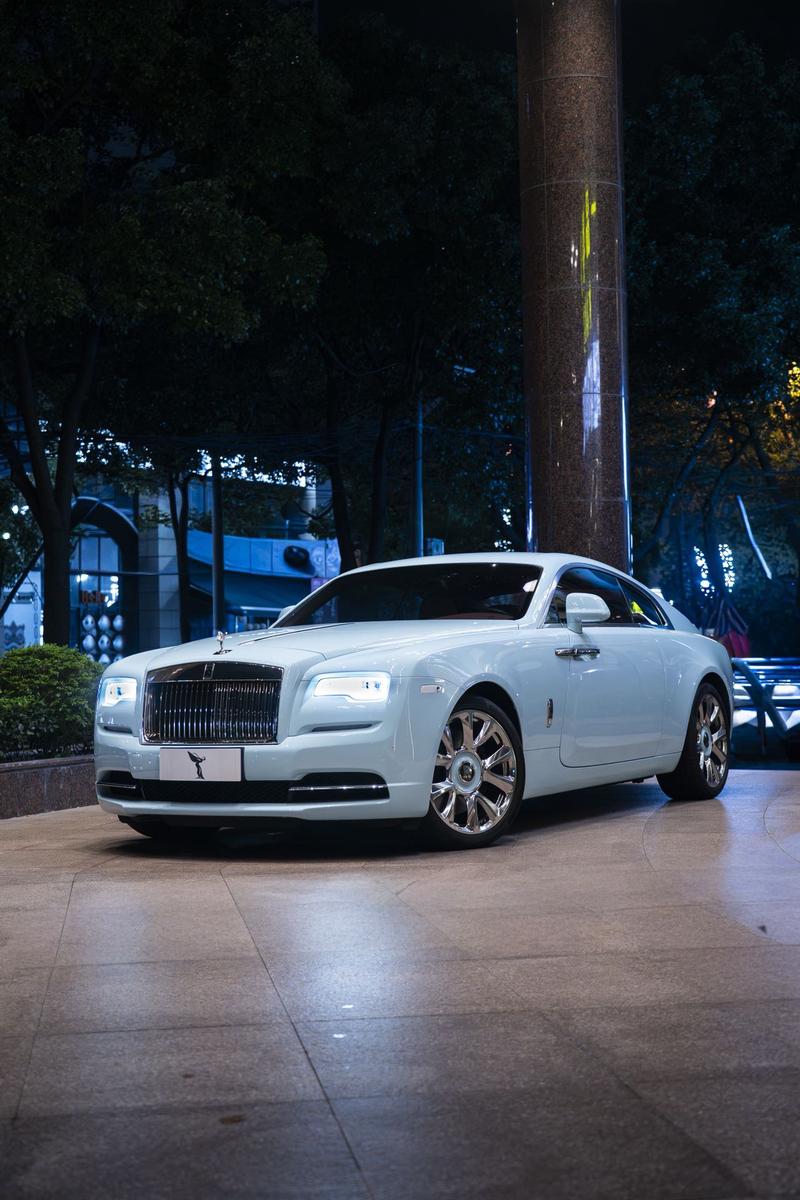Rolls-Royce Wraith - фото 0