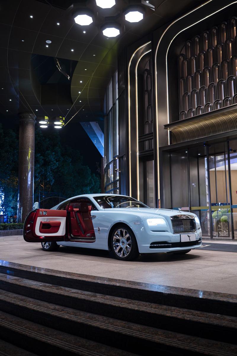 Rolls-Royce Wraith - фото 3