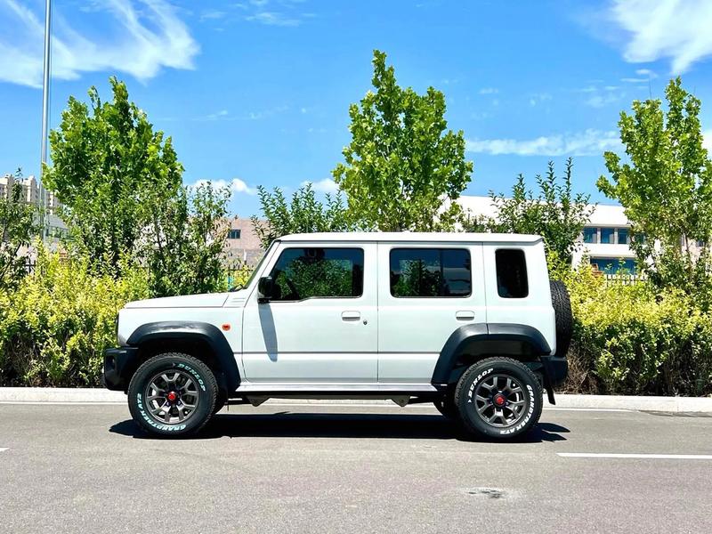 Suzuki Jimny (Import) - фото 3
