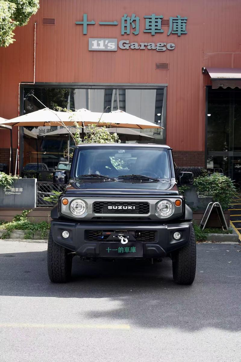 Suzuki Jimny (Import) - фото 1