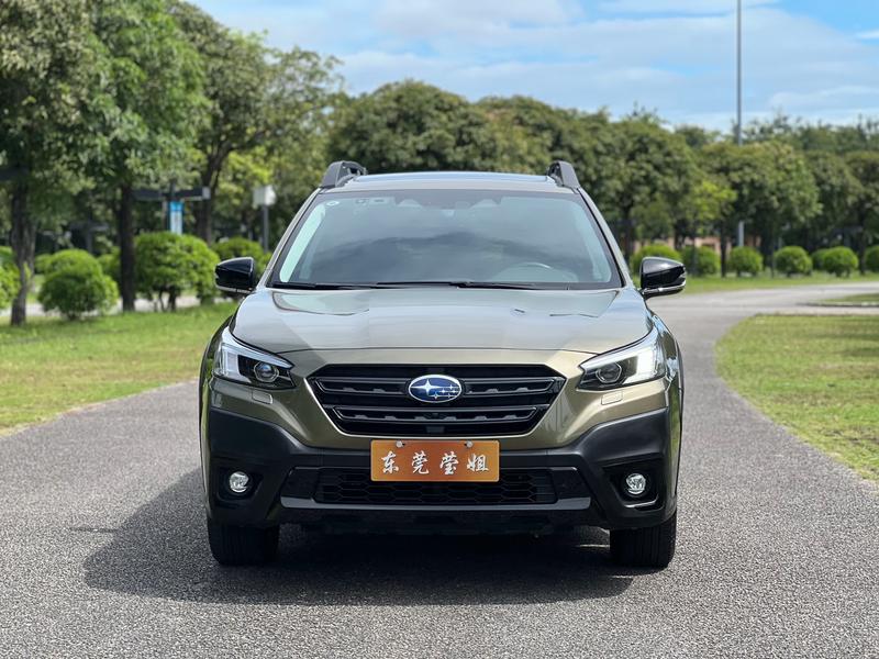 Subaru Outback - фото 1