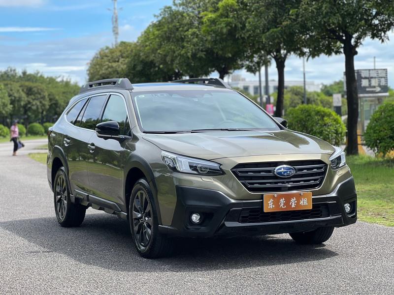 Subaru Outback - фото 2