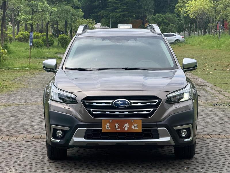Subaru Outback - фото 1
