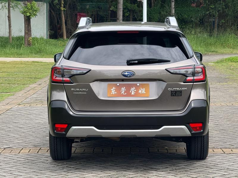 Subaru Outback - фото 4