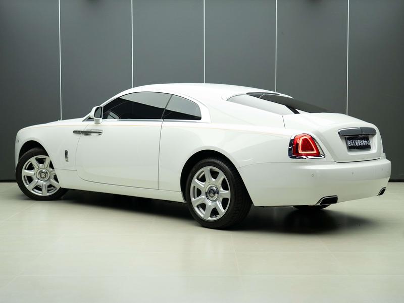 Rolls-Royce Wraith - фото 2