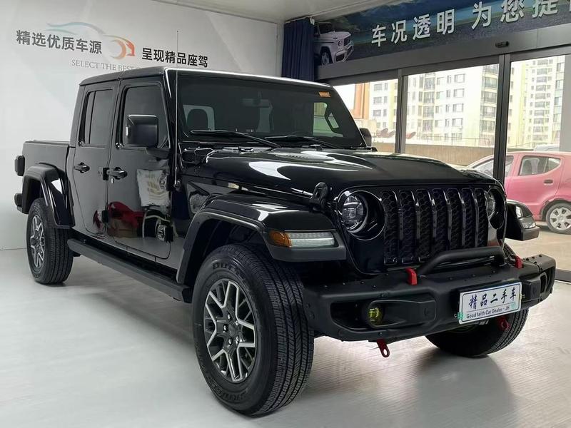 Jeep Gladiator - фото 2
