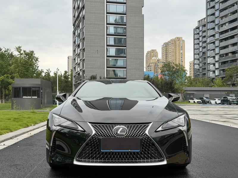 Lexus LC - фото 1