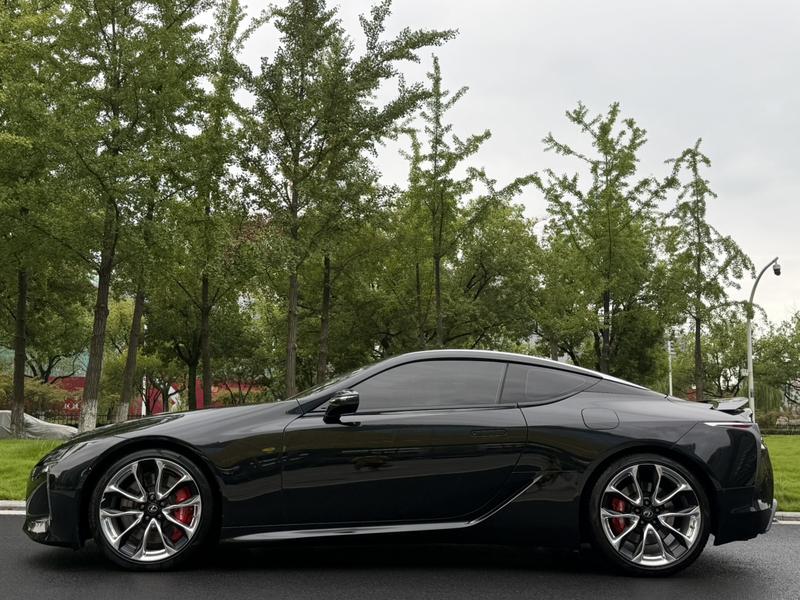 Lexus LC - фото 3