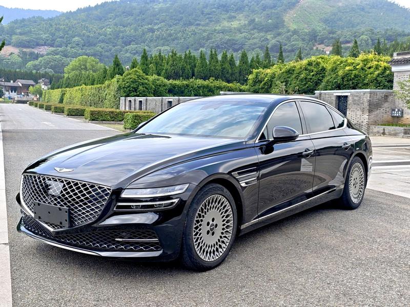 Genesis G80 - фото 0