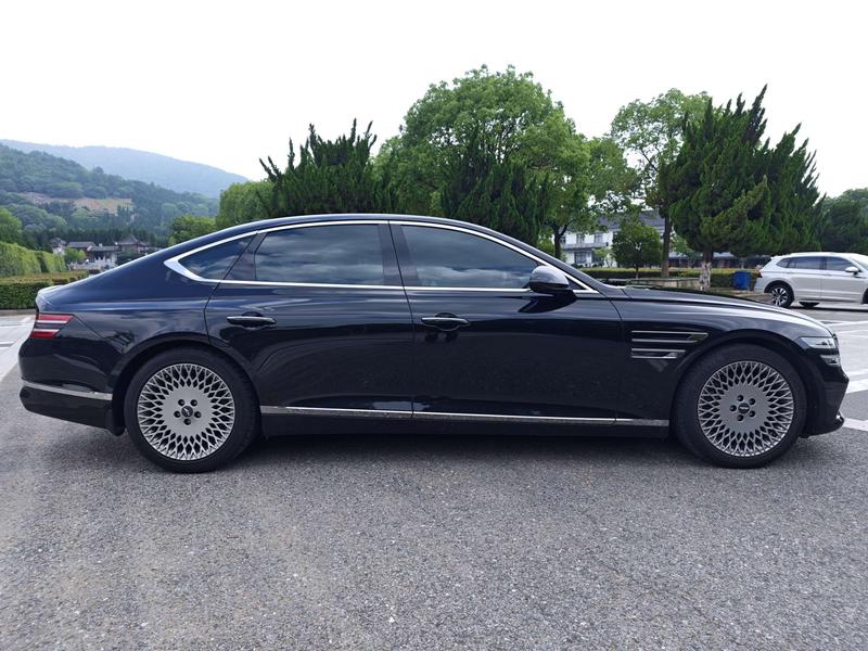 Genesis G80 - фото 3