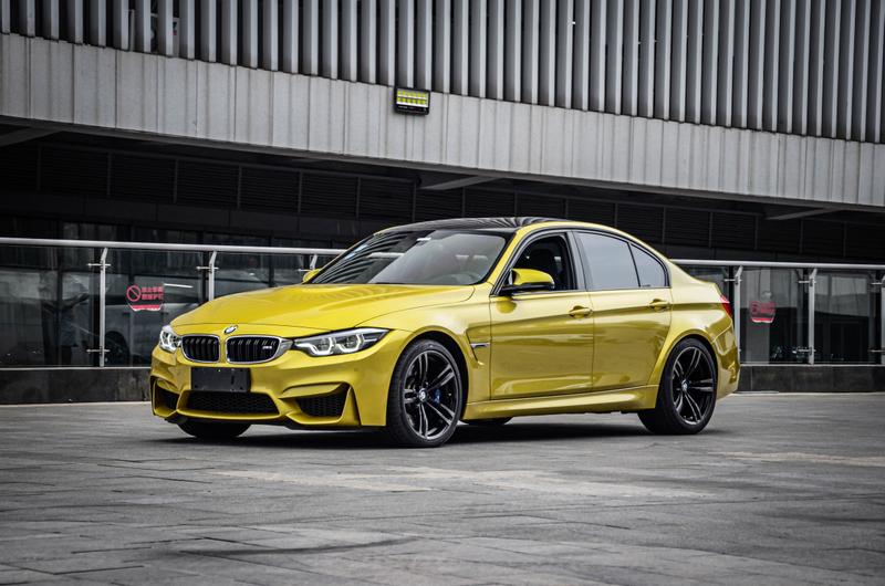BMW M3 - фото 0