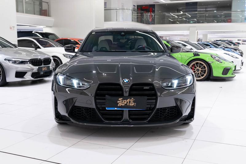 BMW M3 - фото 1