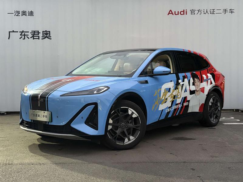 Hongqi 06 - фото 0